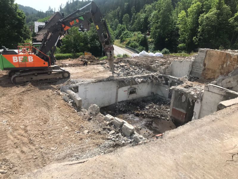 Spatenstich für den Neubau der Spor- und Mehrzweckhalle an der Fürstabt-Gerbert-Schule