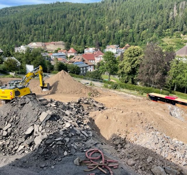 Spatenstich für den Neubau der Spor- und Mehrzweckhalle an der Fürstabt-Gerbert-Schule