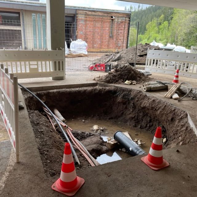 Spatenstich für den Neubau der Spor- und Mehrzweckhalle an der Fürstabt-Gerbert-Schule