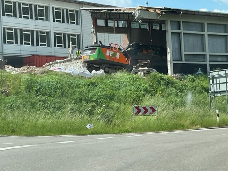 Spatenstich für den Neubau der Spor- und Mehrzweckhalle an der Fürstabt-Gerbert-Schule