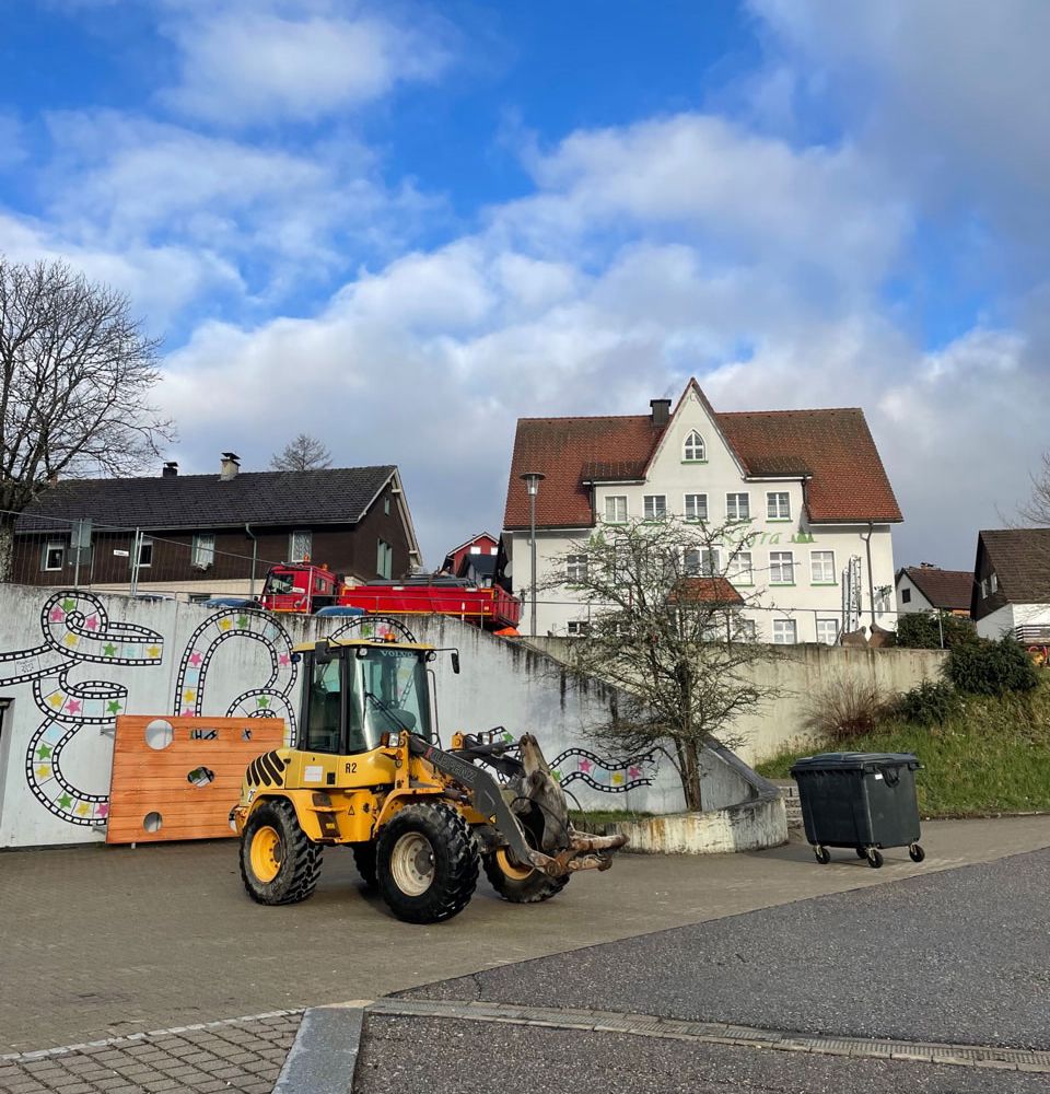 Spatenstich für den Neubau der Spor- und Mehrzweckhalle an der Fürstabt-Gerbert-Schule