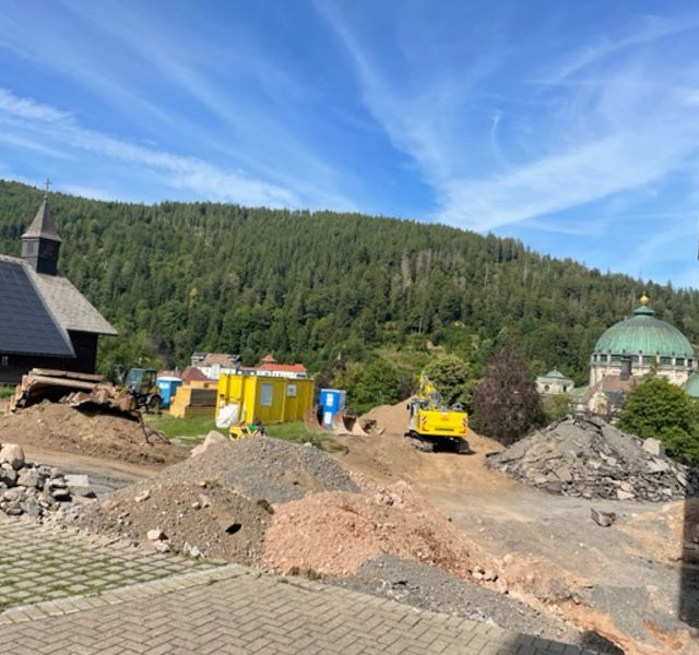 Spatenstich für den Neubau der Spor- und Mehrzweckhalle an der Fürstabt-Gerbert-Schule