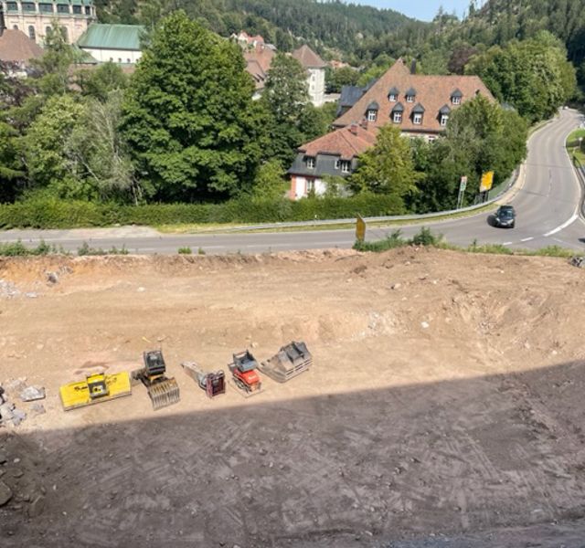 Spatenstich für den Neubau der Spor- und Mehrzweckhalle an der Fürstabt-Gerbert-Schule